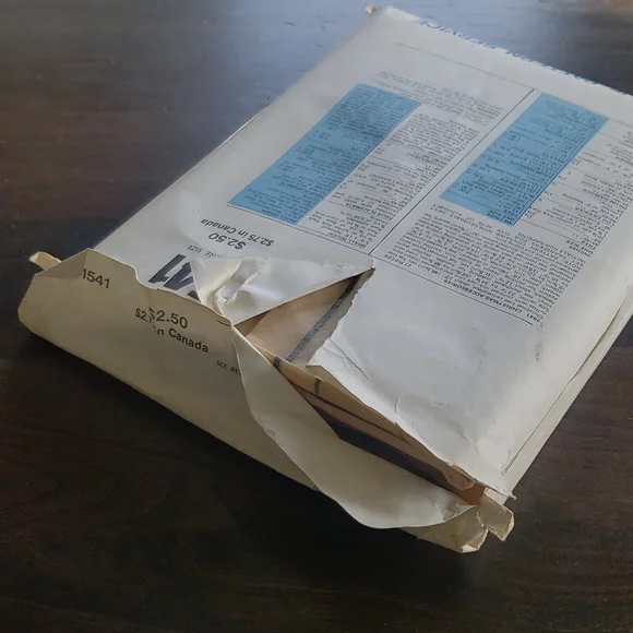 Vogue Patterns Santa Pack 111 1541 Sowing Patterns - Picture 5 of 11